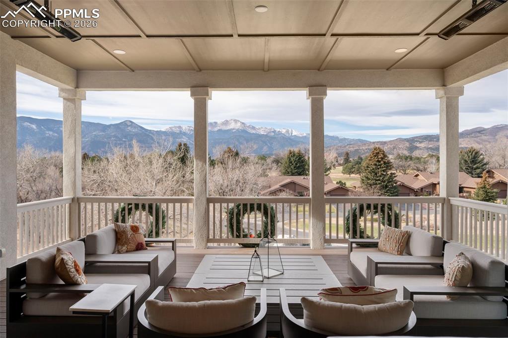 Image 10 of 48: Deck