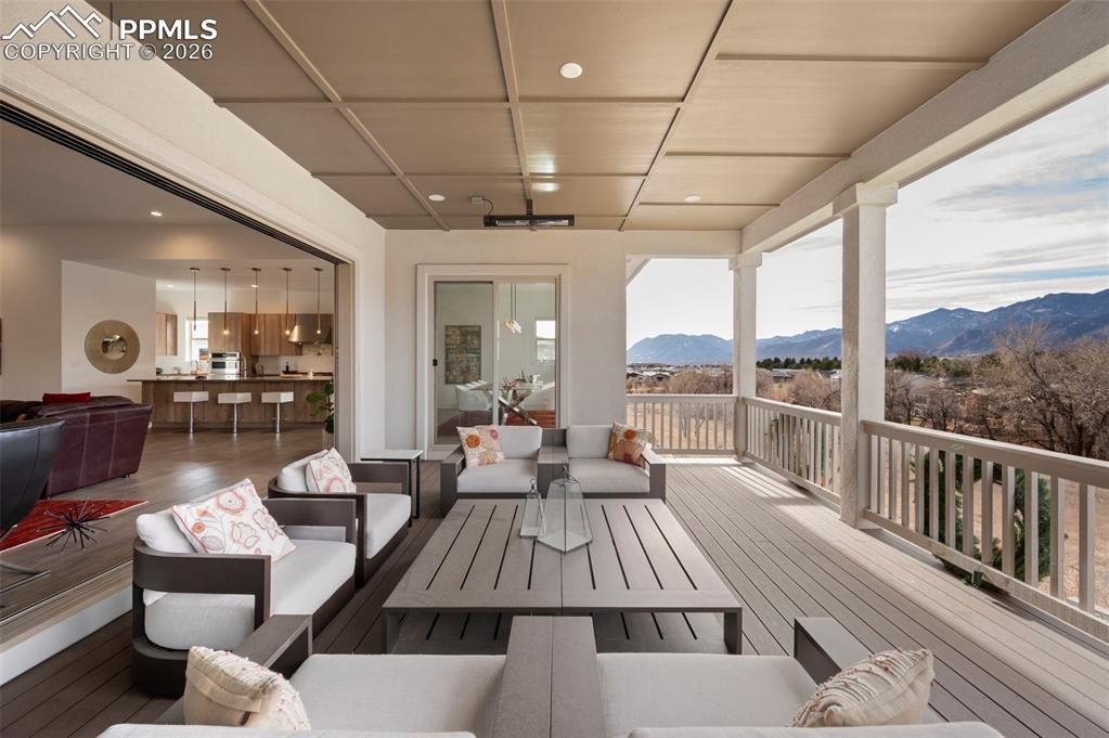 Image 11 of 48: Deck