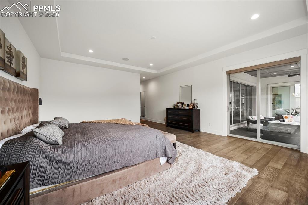 Image 26 of 48: Bedroom