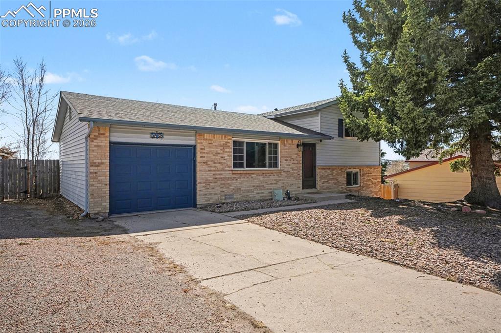 Image 2 of 25: Front of Structure