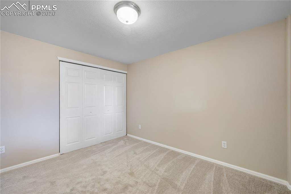 Image 40 of 50: Bedroom