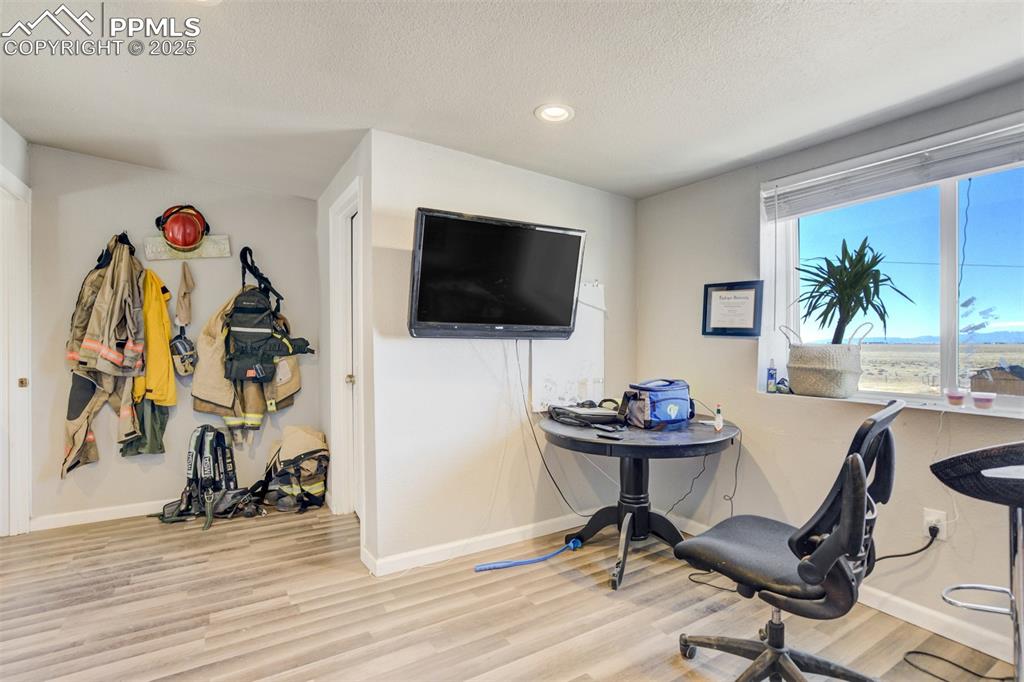 Image 39 of 44: No Description Available