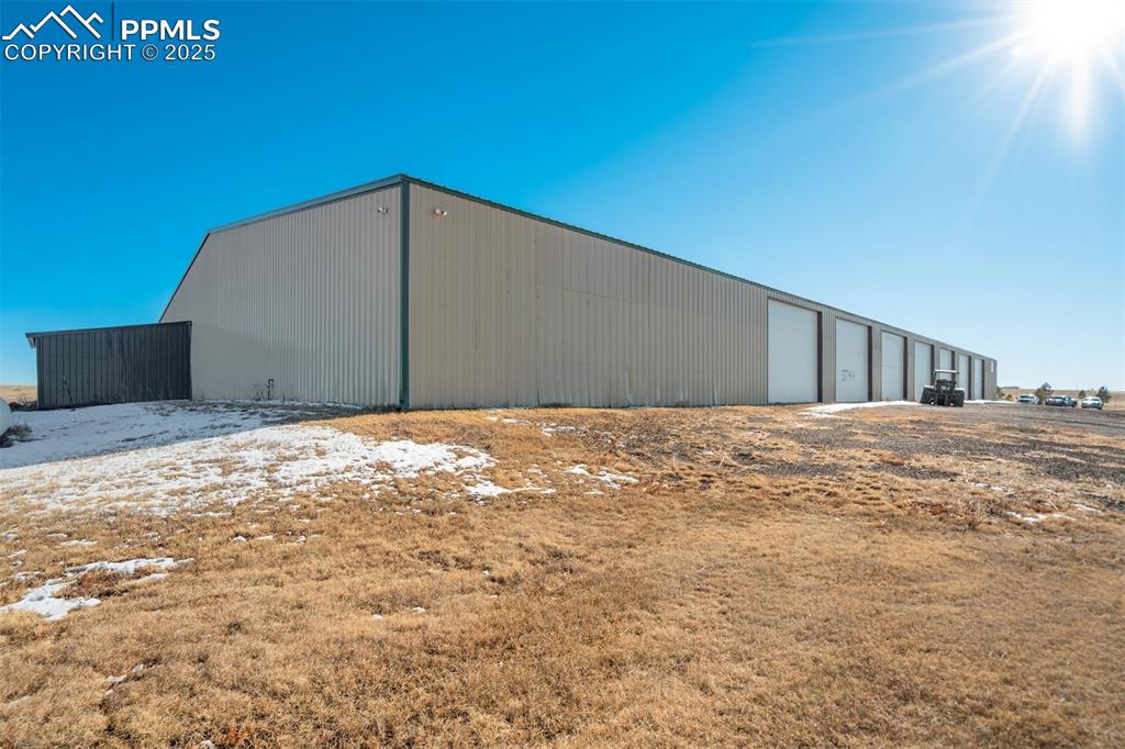 Image 42 of 44: No Description Available