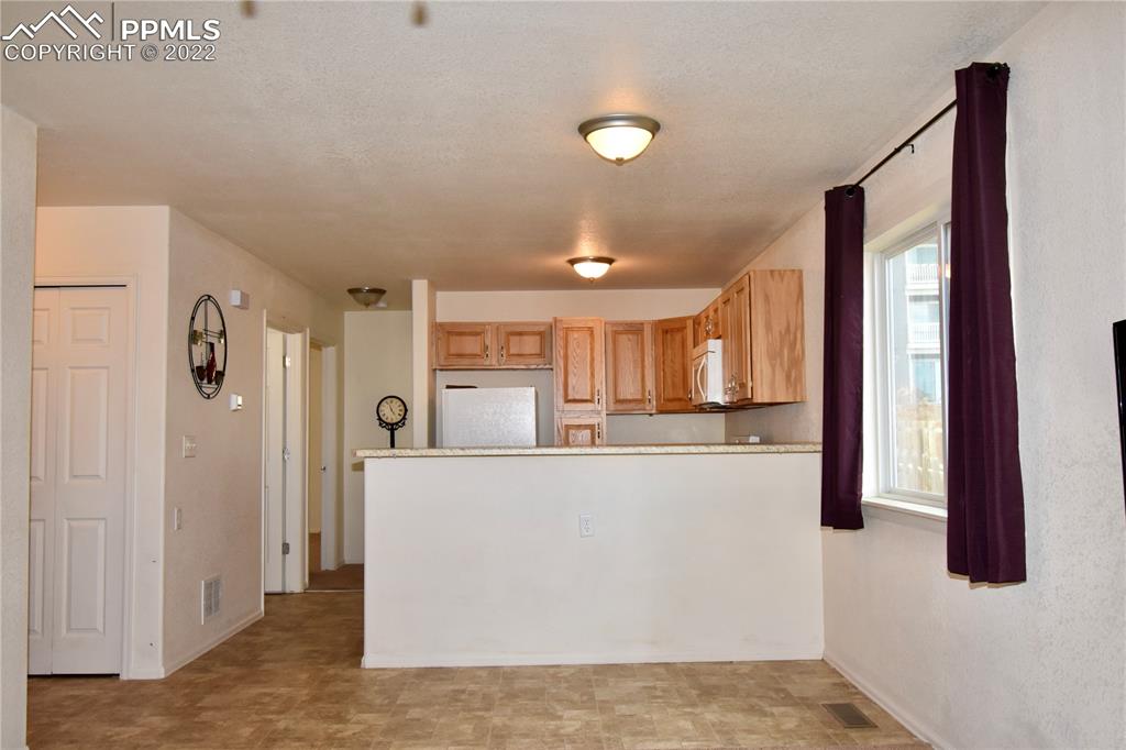 Listing 2155135, Image 9 of 30