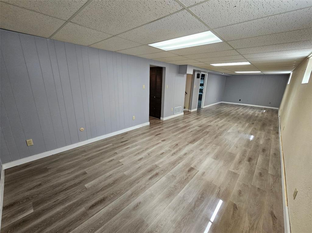 Image 17 of 27: Basement