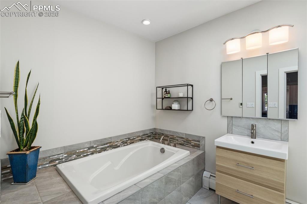 Image 17 of 41: Master Bathroom
