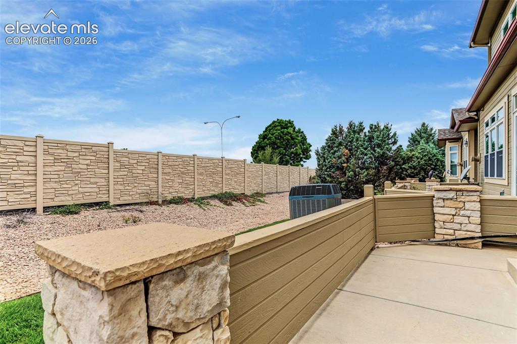 Image 18 of 32: Outdoor private patio