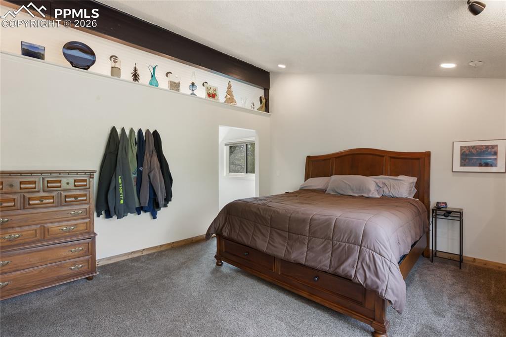 Image 16 of 40: Bedroom