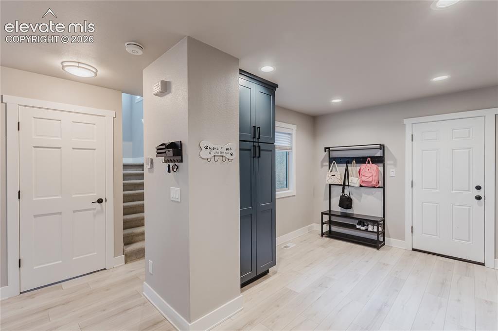 Image 11 of 49: Kitchen