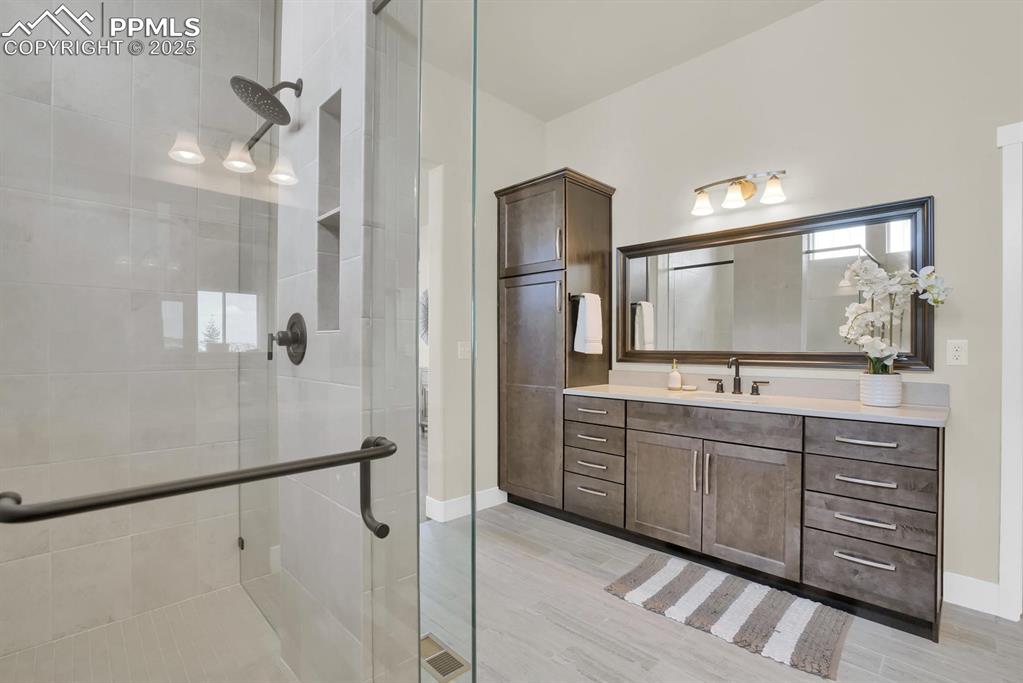 Image 21 of 29: Same floorplan, different house to provide visual