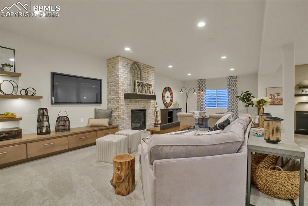 Image 25 of 29: Same floorplan, different house to provide visual