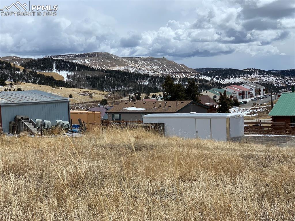 Image 5 of 22: View of mountain backdrop