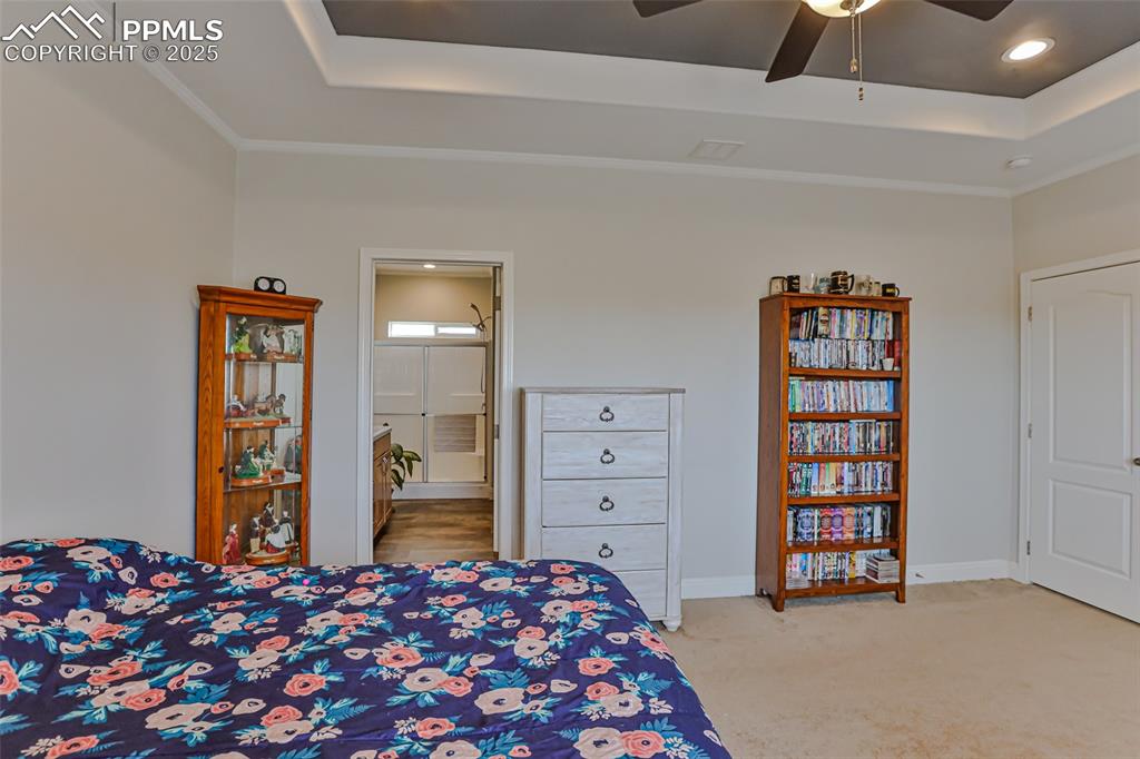 Image 25 of 50: Bedroom