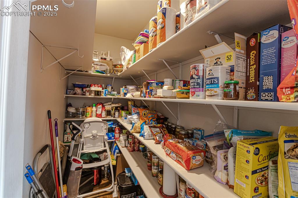 Image 42 of 50: Pantry