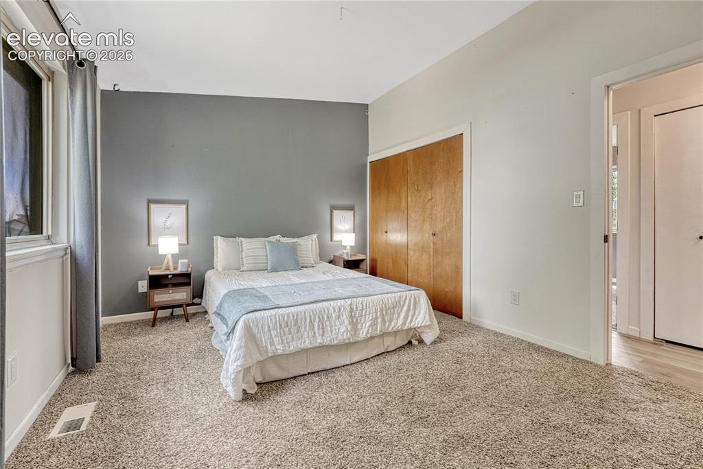 Image 14 of 33: Spacious primary suite.