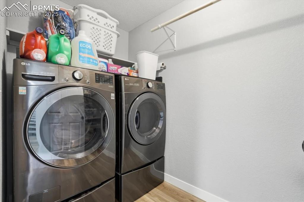 Image 39 of 50: Laundry