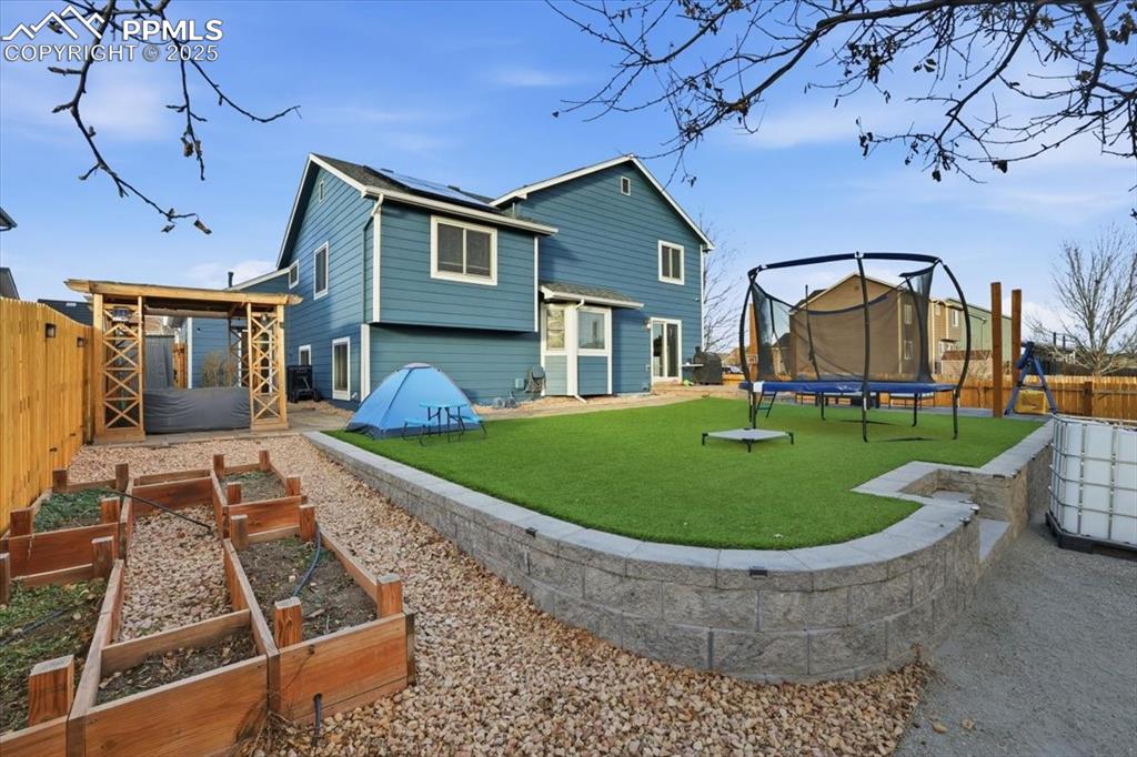 Image 43 of 50: Back of Structure