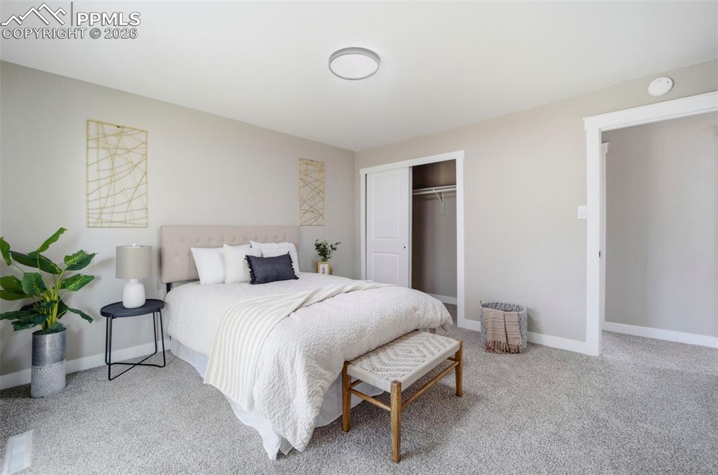 Image 20 of 41: Bedroom