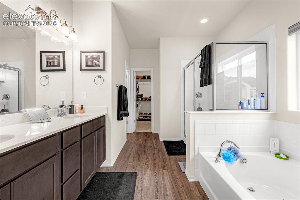 Image 21 of 50: Master Bathroom