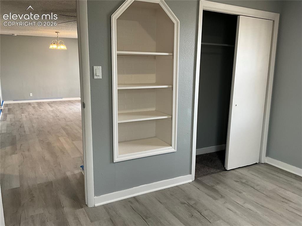 Image 14 of 41: Closet