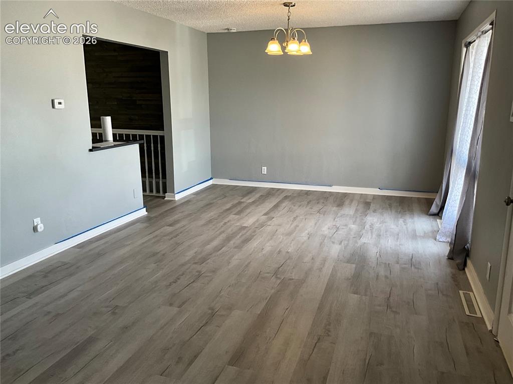 Image 7 of 41: Living Room