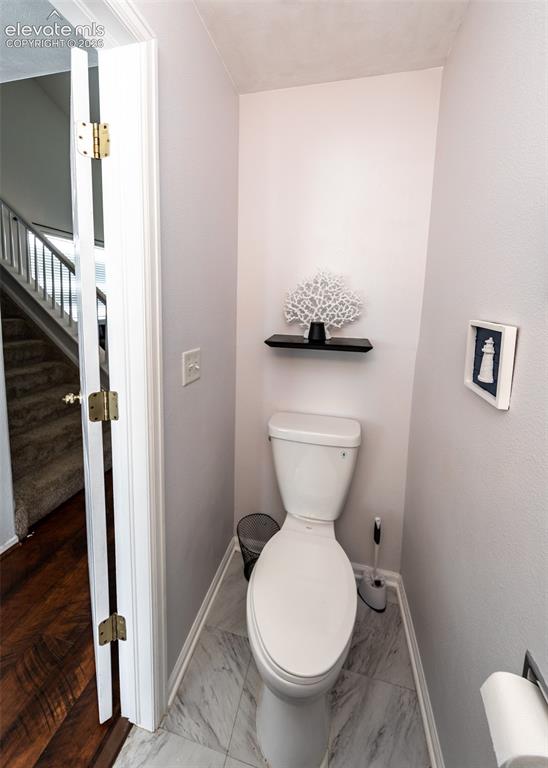 Image 12 of 37: Bathroom