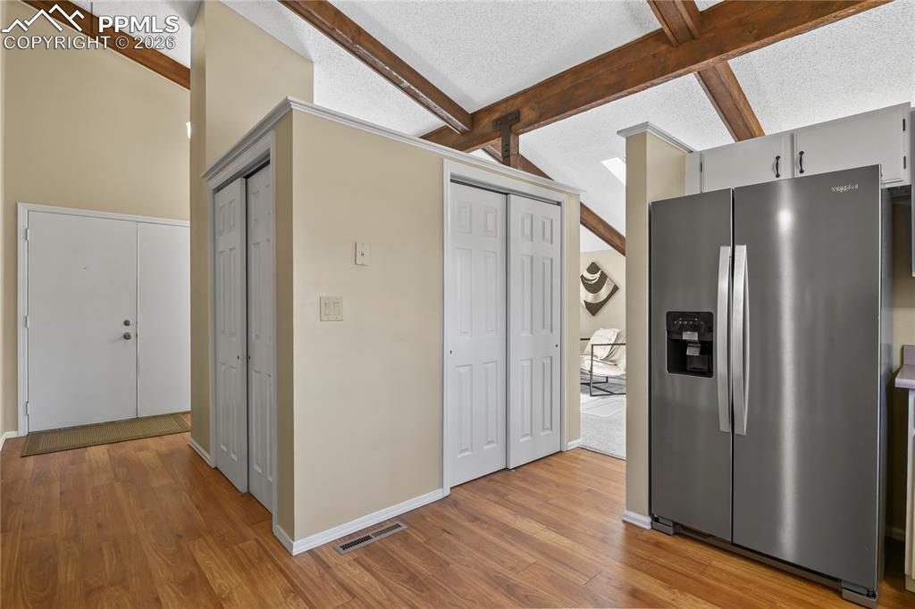 Image 12 of 37: Kitchen