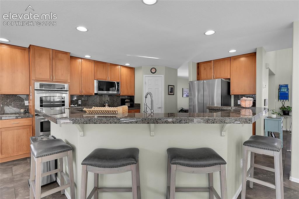 Image 6 of 43: Kitchen
