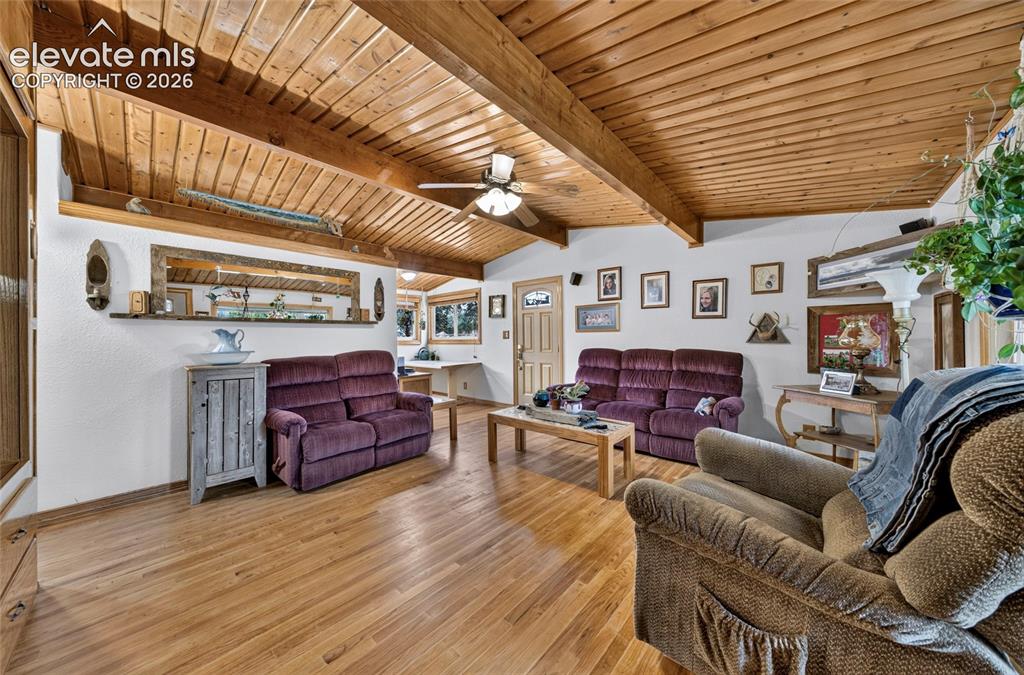 Image 4 of 36: Living Room