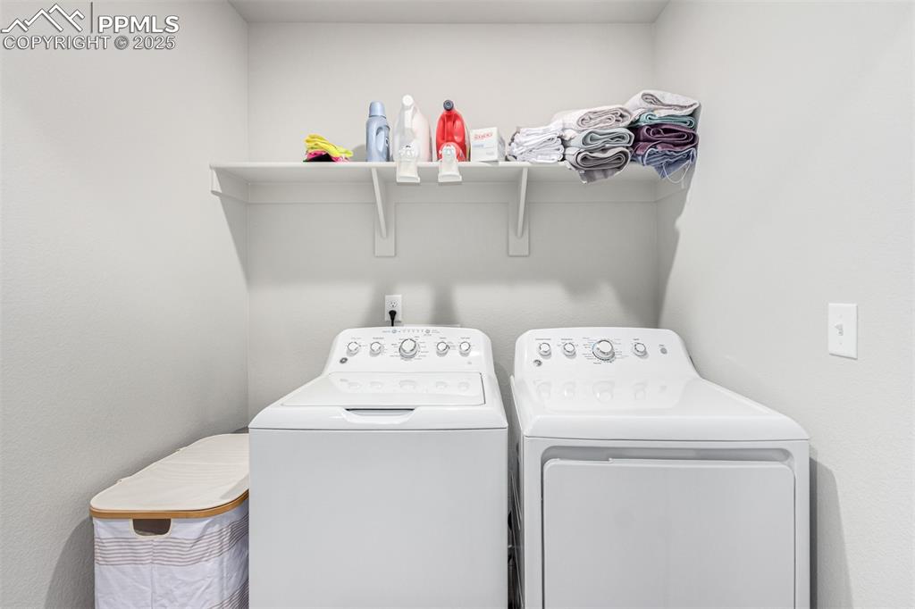 Image 37 of 45: Laundry