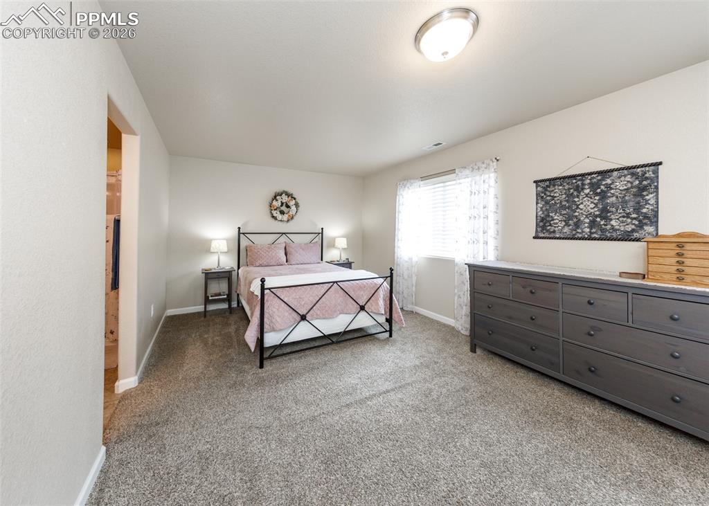 Image 22 of 48: Master Bedroom