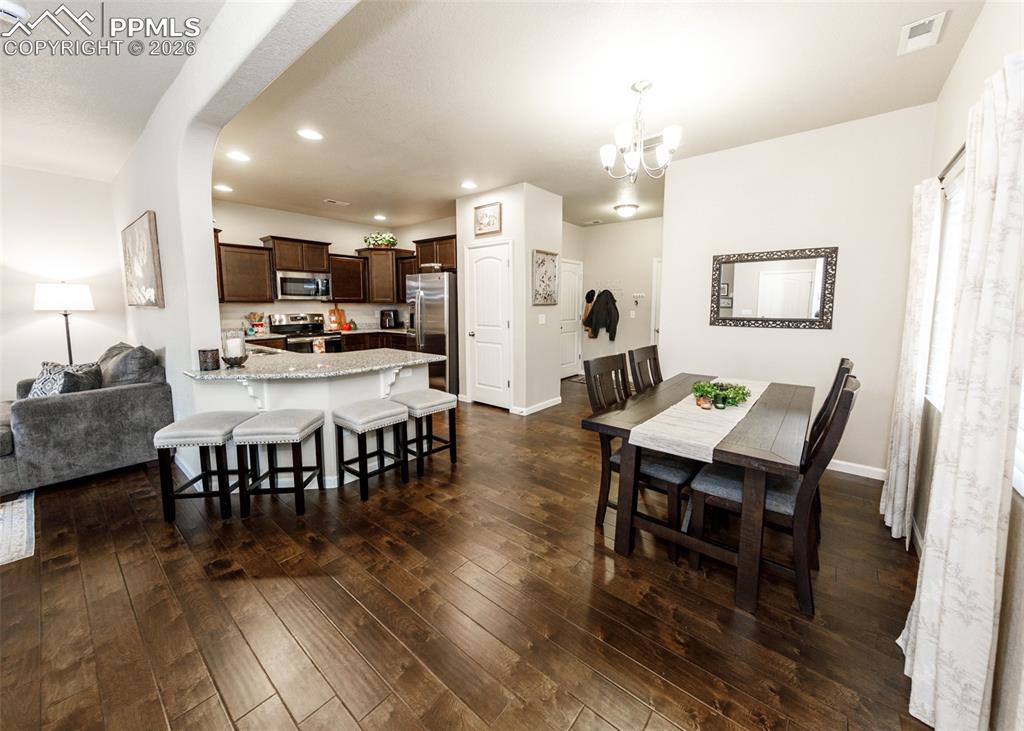 Image 7 of 48: Dining Area