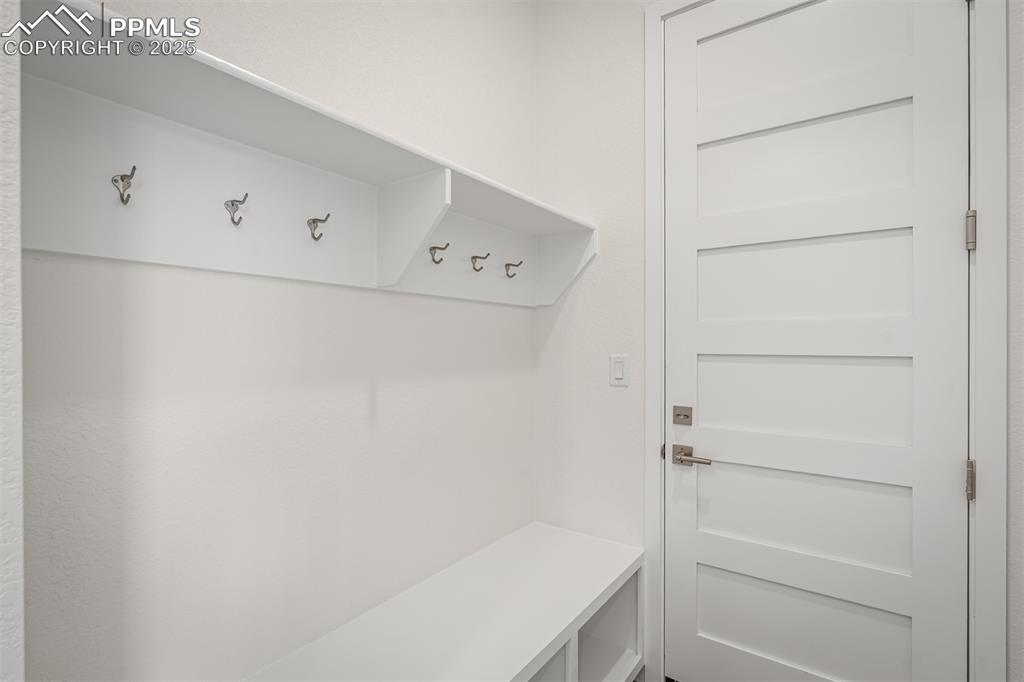 Image 19 of 39: Mud Room