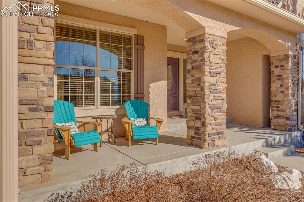 Image 3 of 50: Front porch