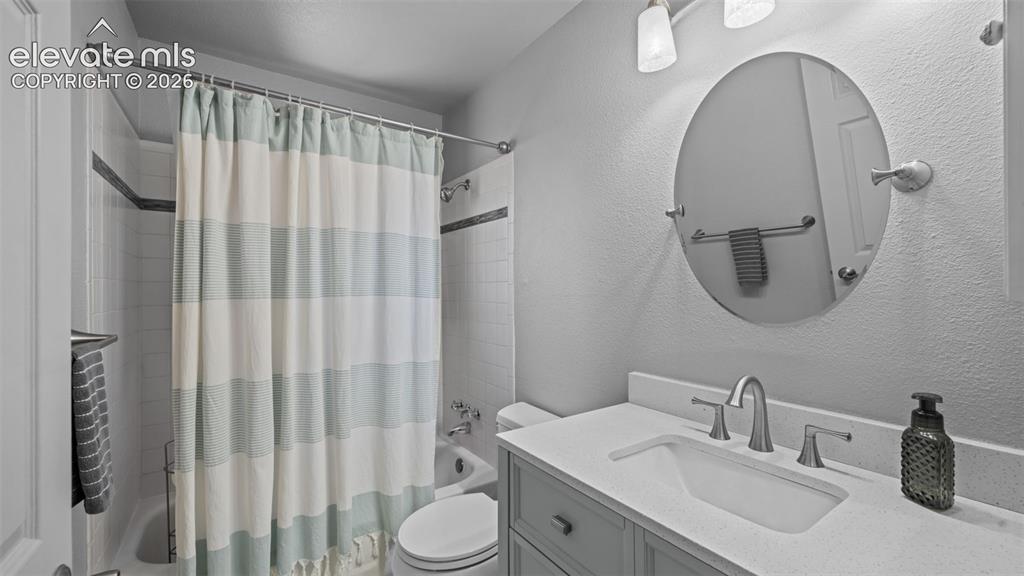 Image 9 of 35: Tile Floor