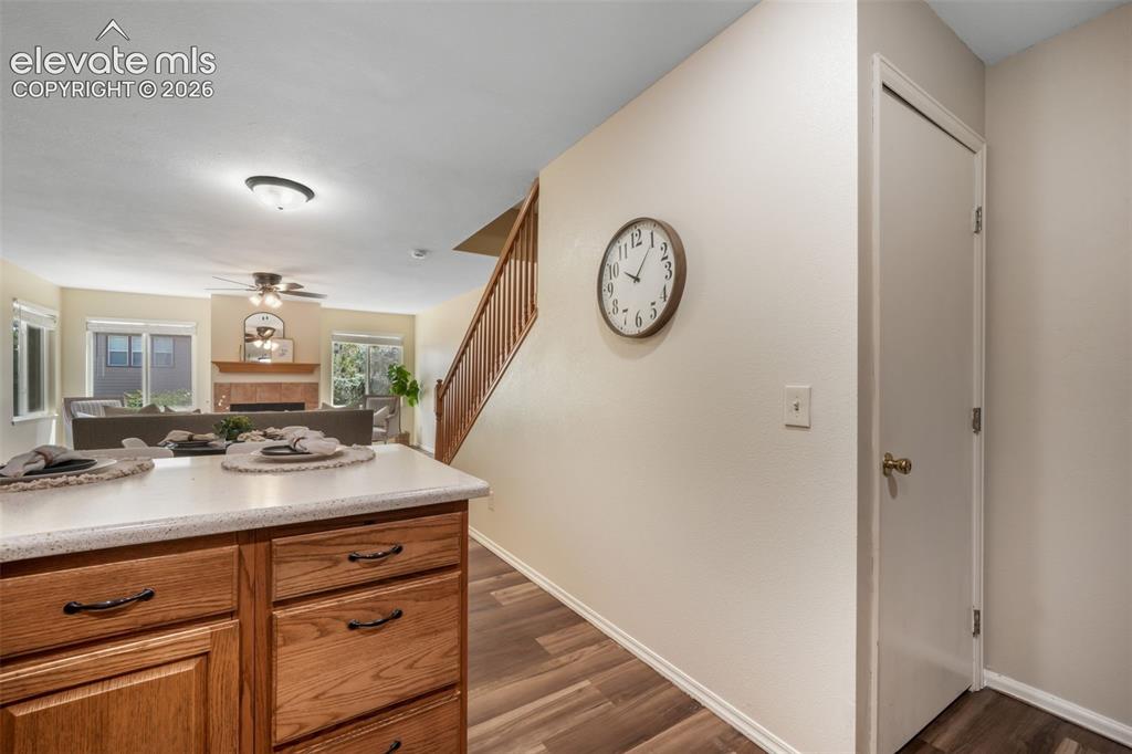Image 17 of 50: Kitchen
