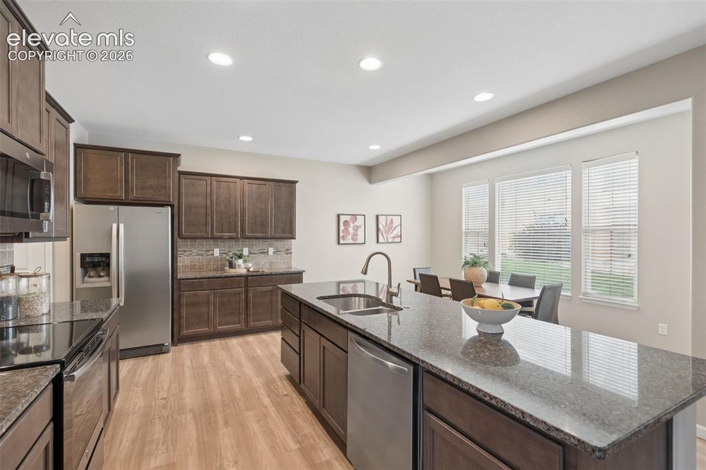 Image 11 of 42: Kitchen