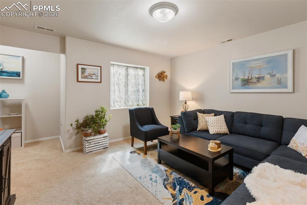 Image 37 of 49: Family Room