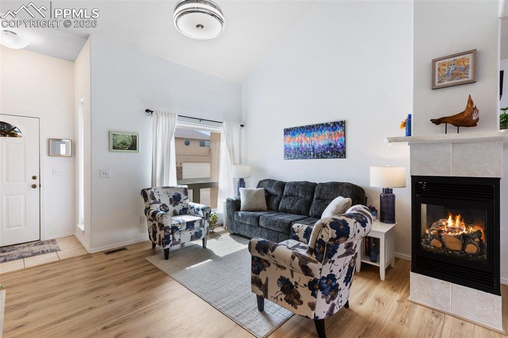 Image 6 of 49: Living Room