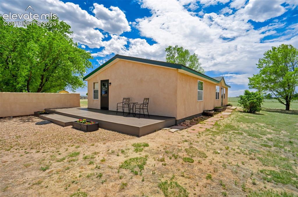 Image 43 of 49: Back of Structure