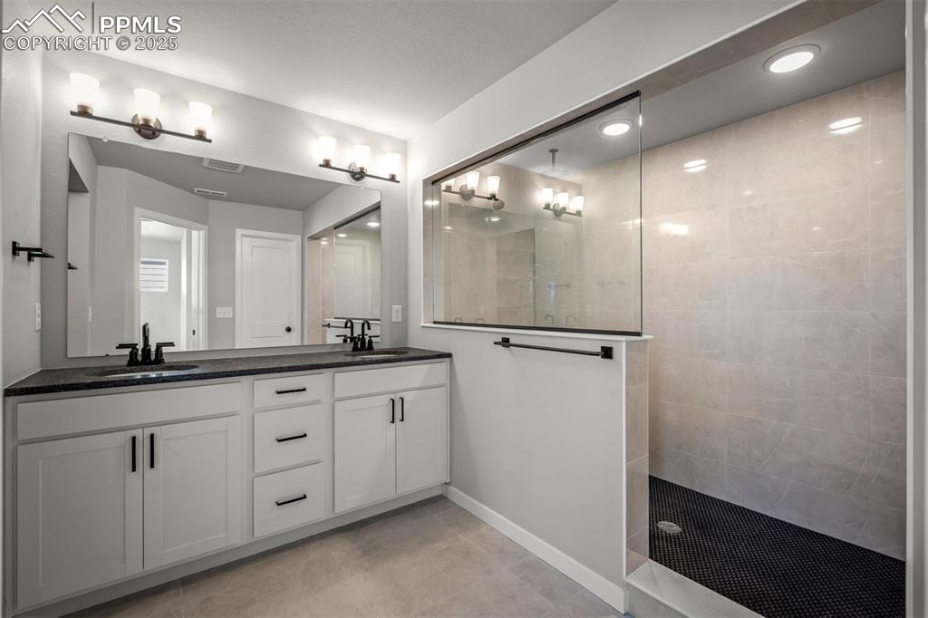 Image 15 of 28: Master Bathroom