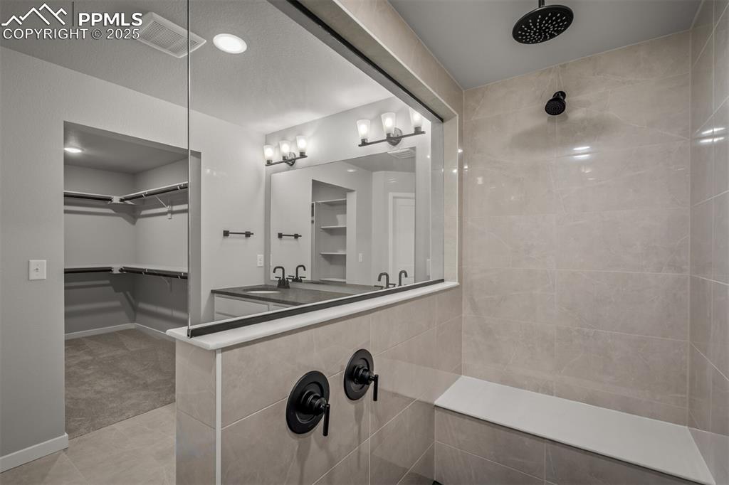 Image 16 of 28: Master Bathroom