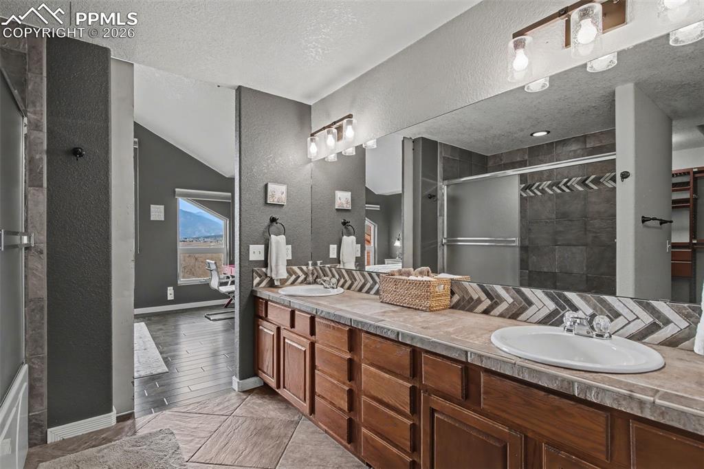 Image 21 of 42: Master Bathroom