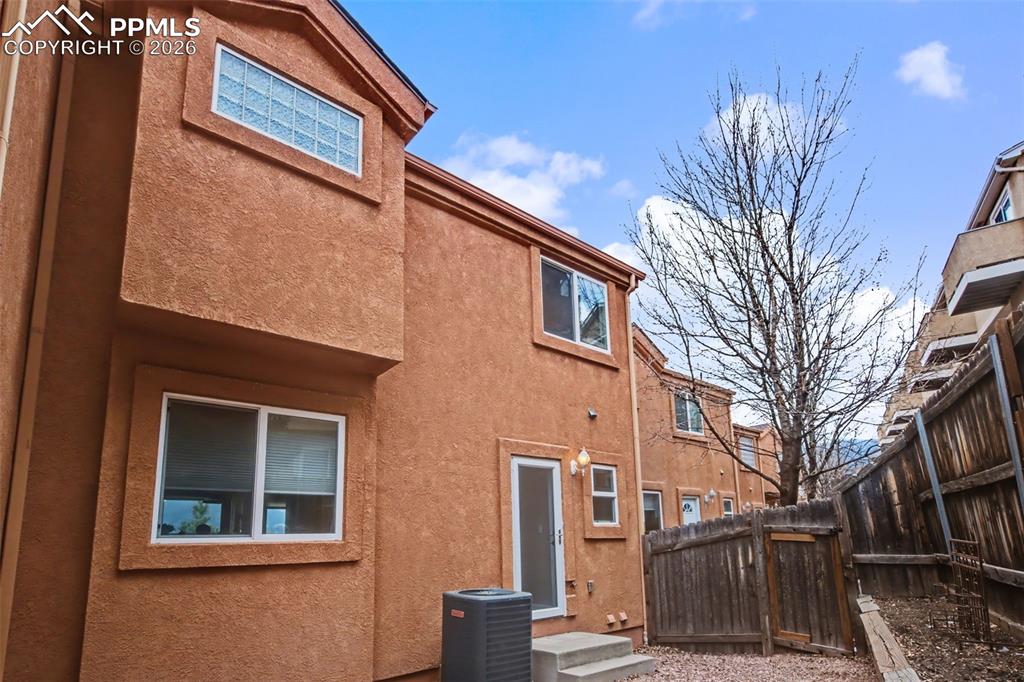 Image 37 of 42: Back of Structure