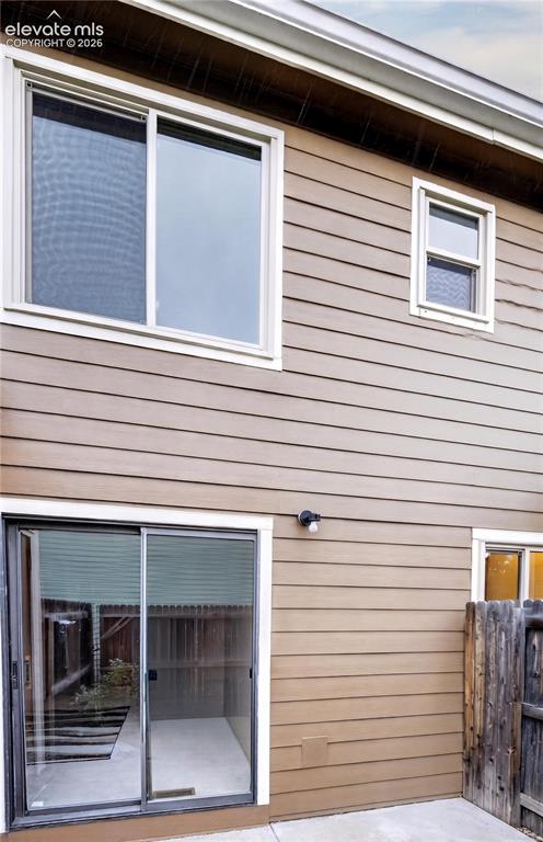 Image 15 of 32: Back of Structure