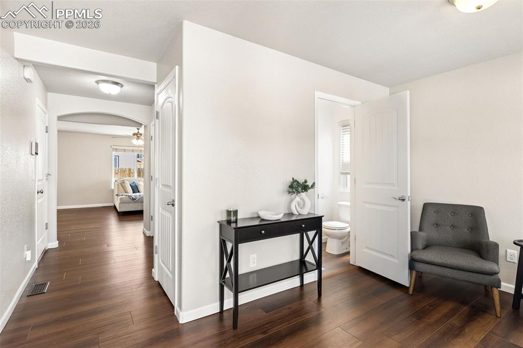 Image 6 of 36: Sitting Room