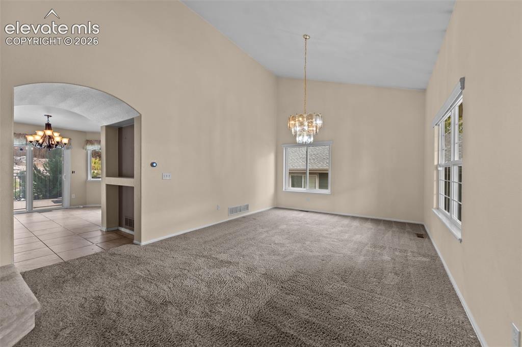 Image 5 of 40: Family Room