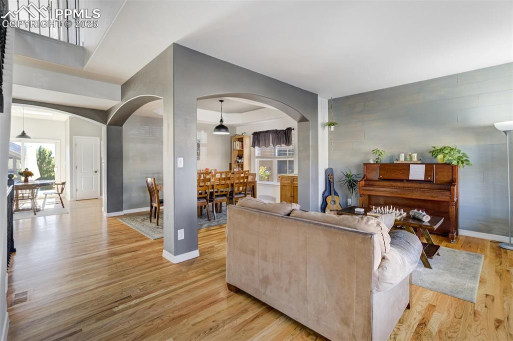 Image 15 of 50: Living Room