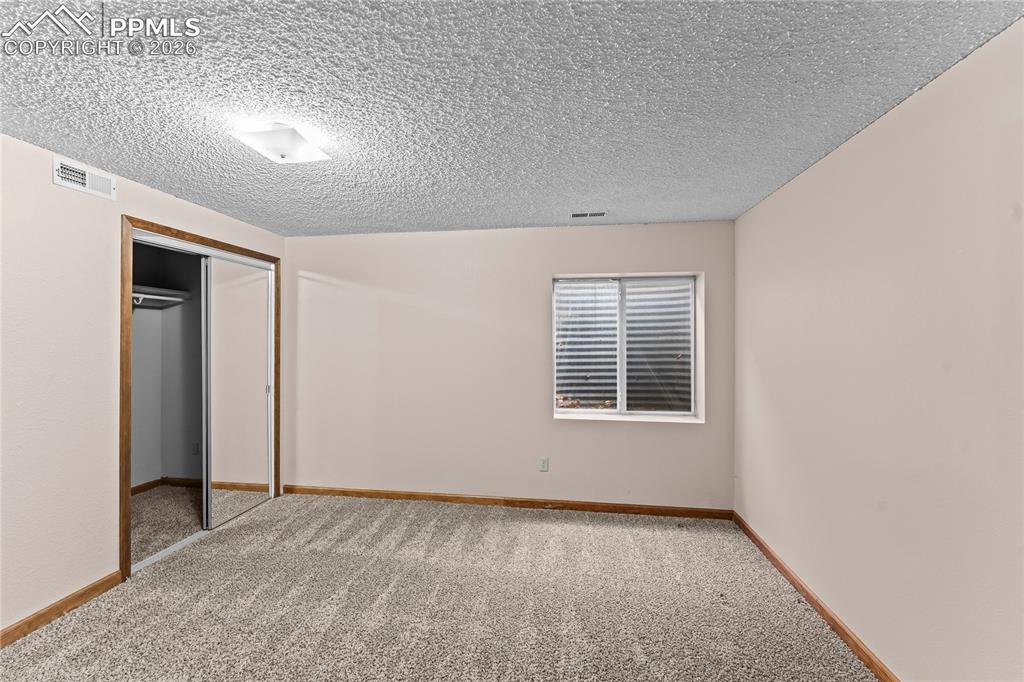 Image 29 of 47: Bedroom