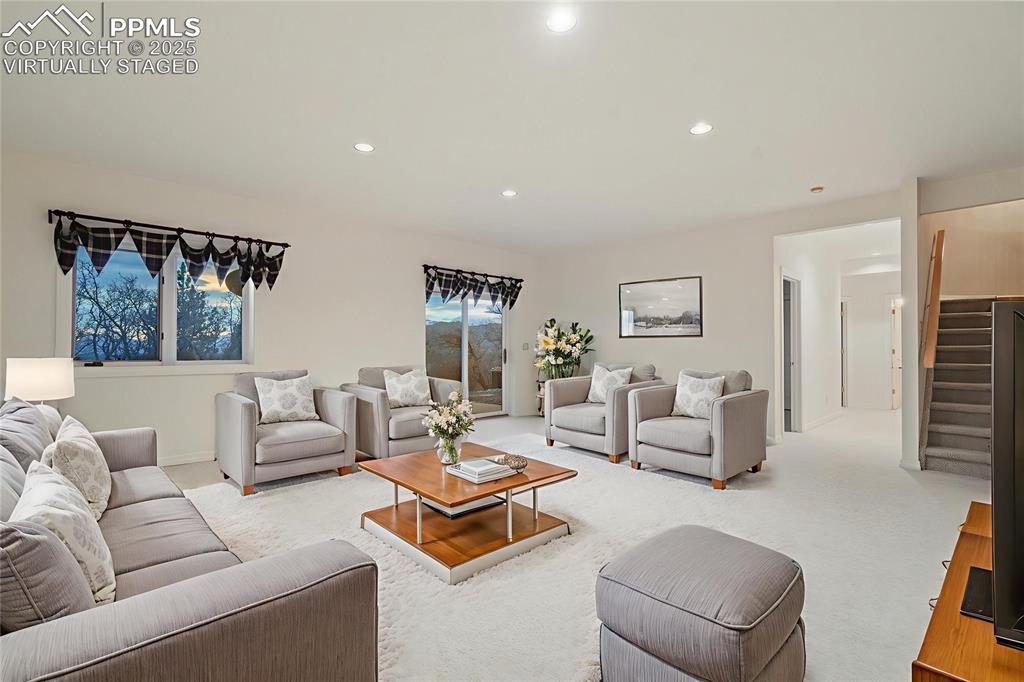 Image 38 of 48: Virtually Staged